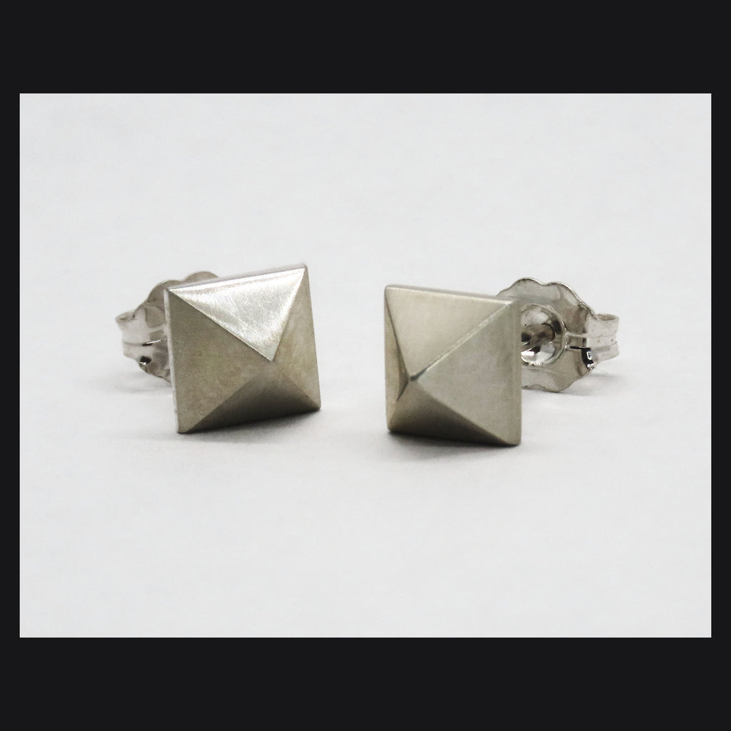 Pyramid Studs